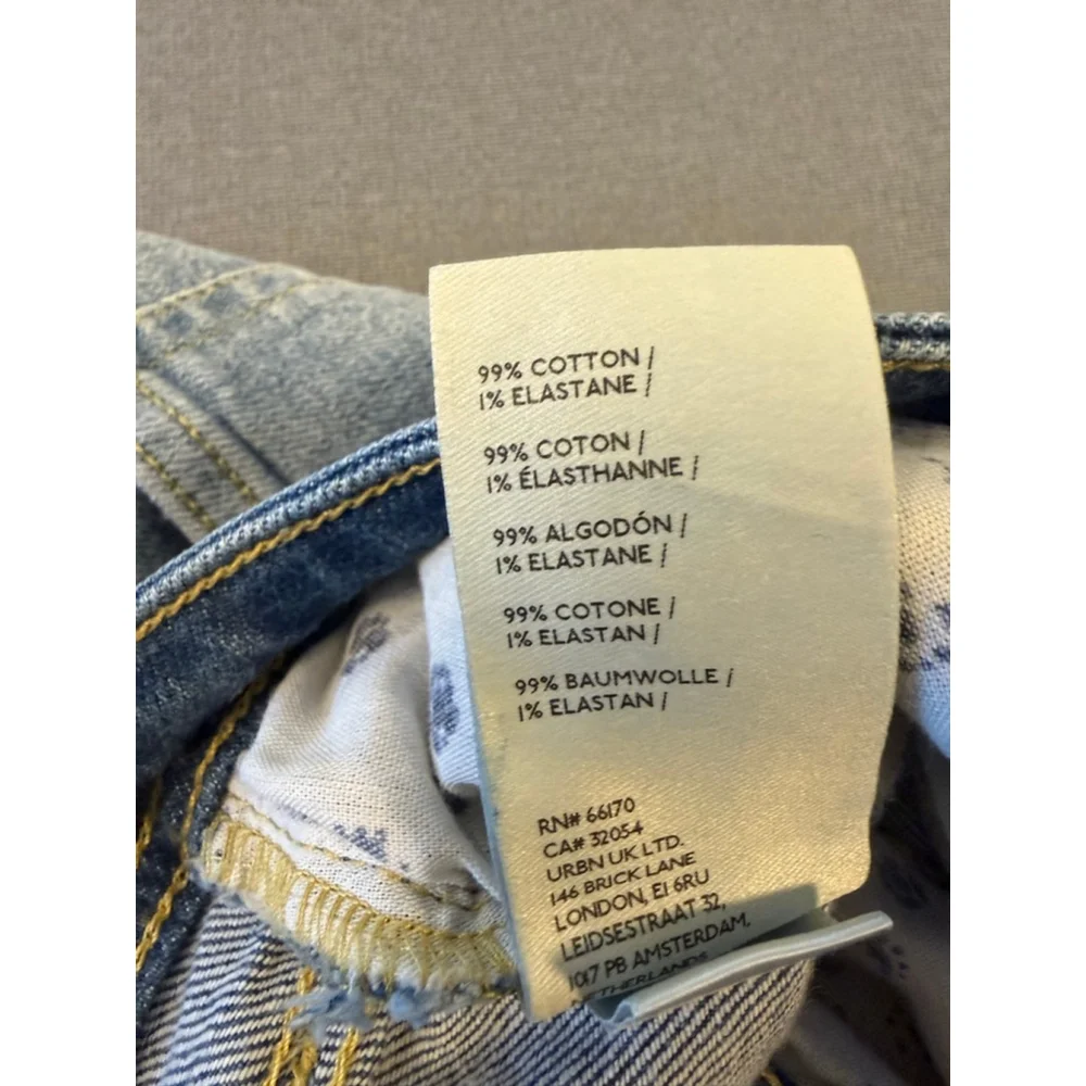 Anthropologie Pilcro denim jeans distressed light blue straight leg size 27
